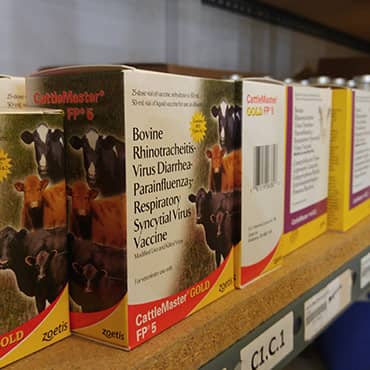 Picture of boxed animal health products on the shelves of Simplot Western Stockmen's store.