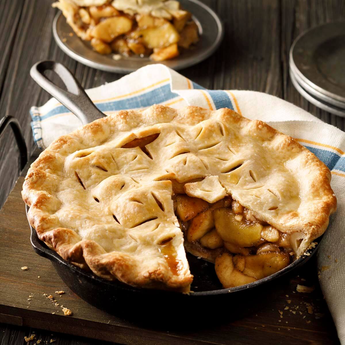 Deep-Dish Homemade Roasted Apple Pie Recipe | Simplot Foods