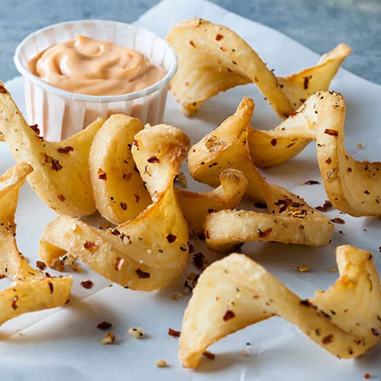 Spicy Sriracha SIDEWINDERS Fries